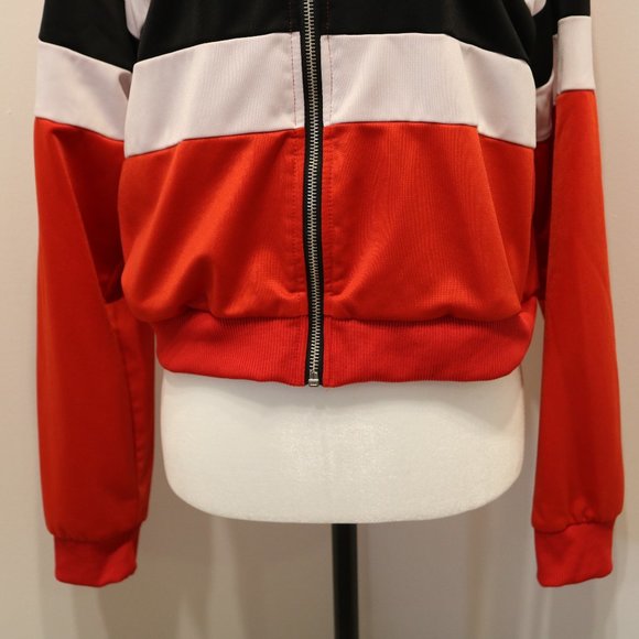Cropped Colour Block Jacket - Picture 8 of 15